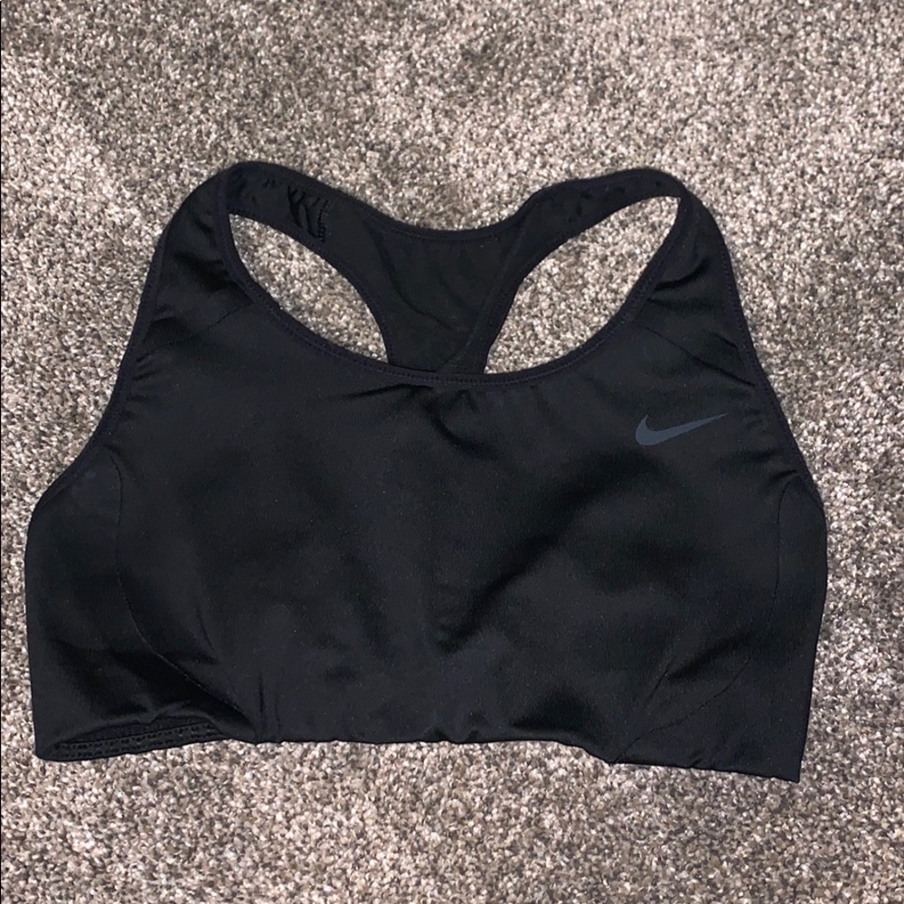 nike sports bra